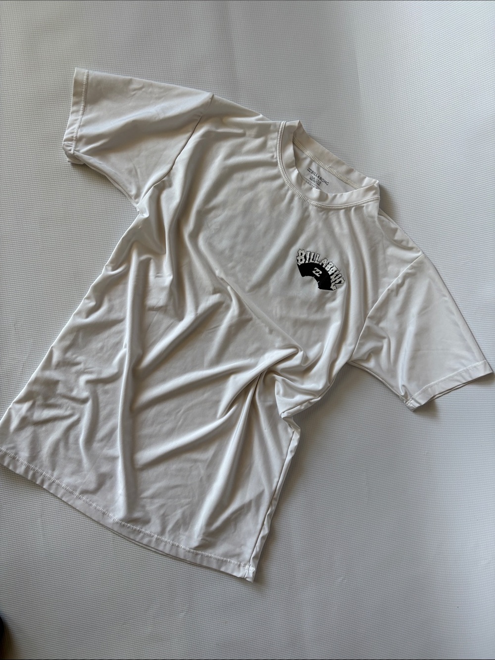 Billabong UVA/UBA Loose Fit Surf Shirt Rash Guard Boys Size 14